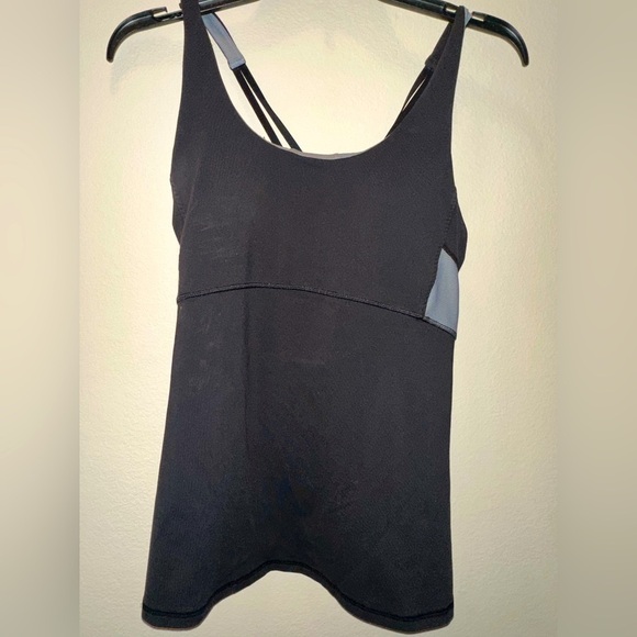 Athleta black grey activewear bra cami tank crisscross straps top M - Picture 1 of 7